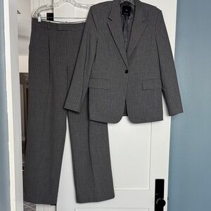 Mango woman Gray Pinstripe Suit Blazer & Trousers